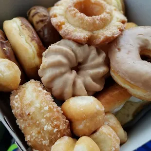 Mixed dozen