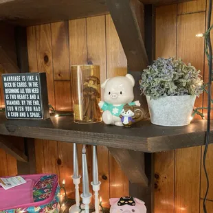 I spy Pippo the pig!