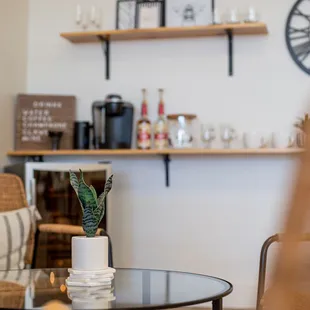 Honey Hair processing lounge!