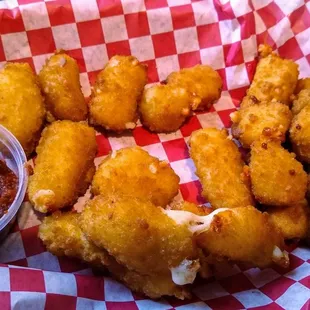 Cheese curds and marinara