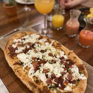 Breakfast Pizza