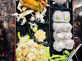 MK's Sushi