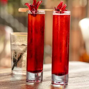 Hibiscus Mimosas and uninhibited signature