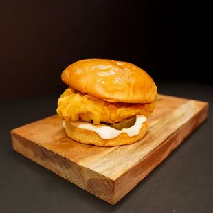 CHICKEN SANDWICH