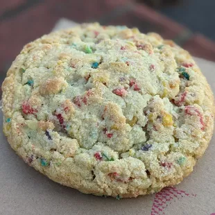 Fruity Pebbles Cookie