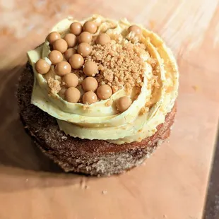 Pumpkin Cheesecake Cronut | Instagram: @telephonesmoothie