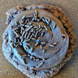 Double Fudge Brownie Cookie | Instagram: @telephonesmoothie