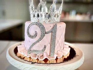 SJs Custom Cakes
