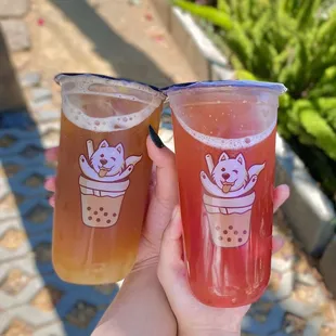 honey lemon black tea, strawberry green tea (07/2024)