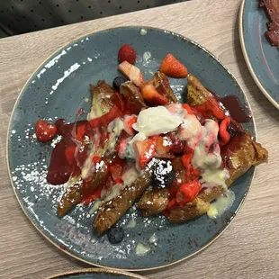 Honeyberry Signature French toast