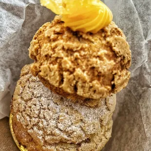 Insane Apricot Religieuse