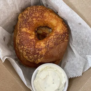 Cheddar Bagel