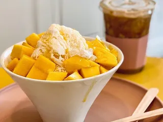 Le Cafe Eblouir