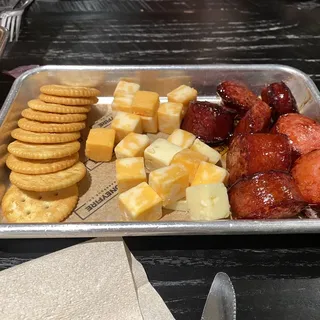 SAUSAGE & CHEESE TRAY