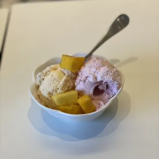 2 Scoops of Ice Cream (vanilla and strawberry)