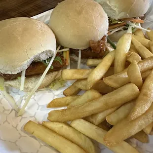 Korean Sliders w Fries