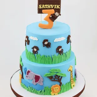 Jungle theme cake