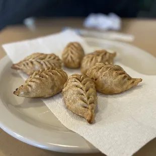 Hong Dumpling House