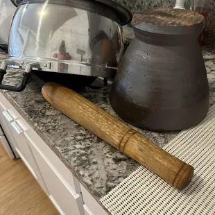 Big pot and Mortar pound chili paste