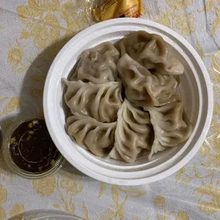 Steamed dumplings