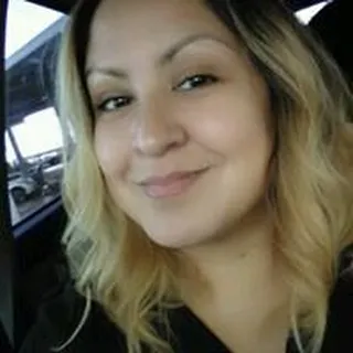 Nina C.