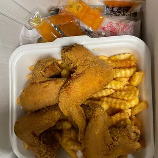 Chicken wing with french fries   only$8.25
