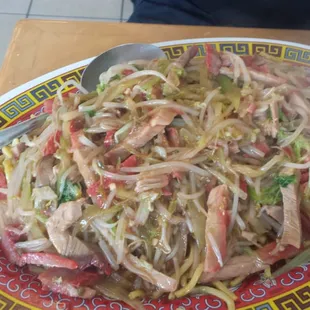 Lo-mein chinese peruvian style