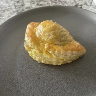 Curried beef puff