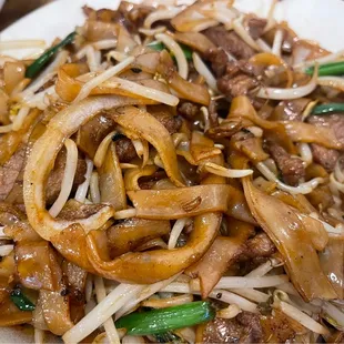 Beef and Bean sprouts Chao Fan