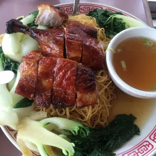 Roast Duck Lo Mein