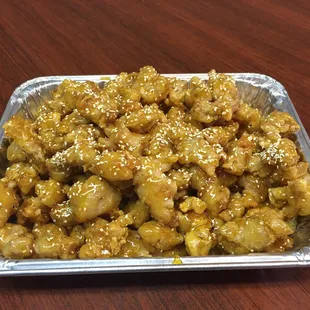 Sesame chicken banquet tray
