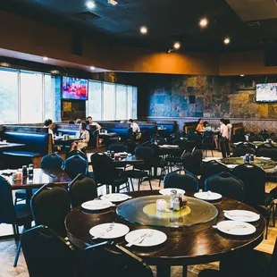 sushi and sashimi, interior