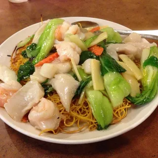 Crystal Noodle with Seafood Stone Pot