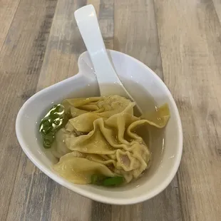 Wonton soup