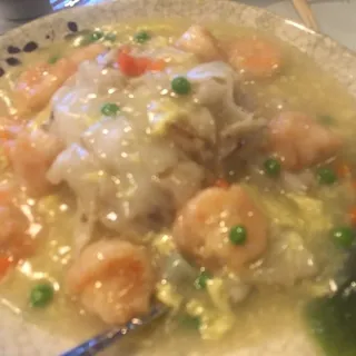 Shrimp and Egg over Flat Rice Noodle