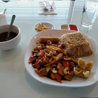 Cashew Chicken Lunch Special