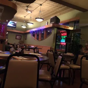 ramen and noodles, interior