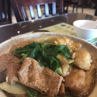 Seafood Tofu Clay Pot/