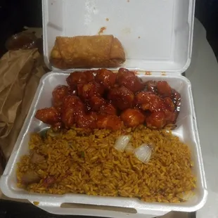 Very good General Tso Combination Dinner. Comes with fried rice and egg roll for less than $7.
