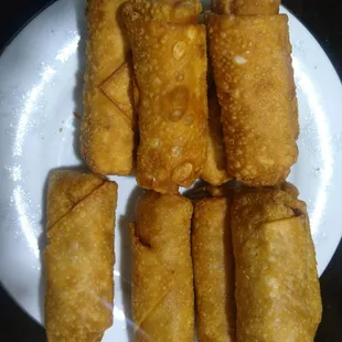 King Garden eggrolls on top were almost identical, but Hong Kong had them beat in flavor
