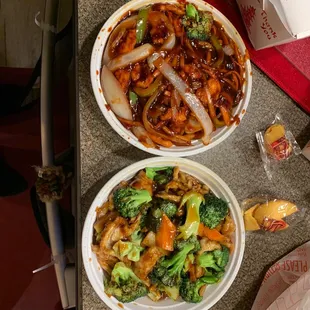 Hot &amp; spicy chicken and broccoli chicken  Yum!