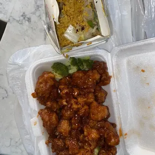 Shrimp Fried Rice (QT) and General Tso&apos;s Chicken (QT)