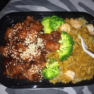 Sesame chicken with shrimp fried rice combination