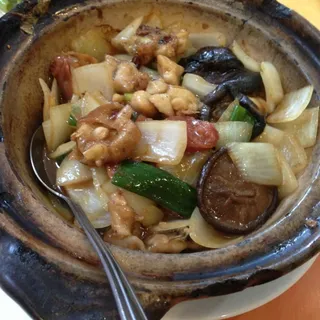 28. Frog Clay Pot