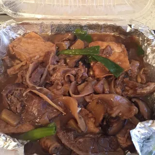 39. Beef Stew Clay Pot