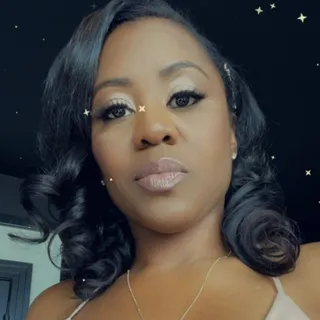 Toni E.