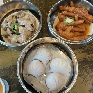 5. Spare Ribs in Garlic Sauce