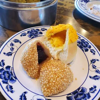 26. Baked PIneapple Custard Bun