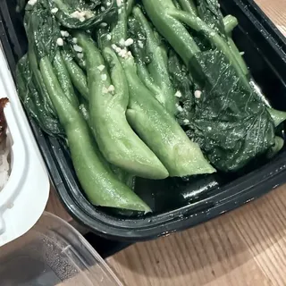 Chinese Broccoli with Sauteed Garlic