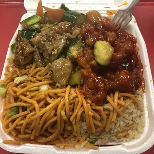 Combo B $6.59 (Orange chicken beef and broccoli chow neon and fried rice)